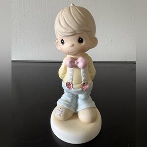 Precious Moments 2000 “ I’m Completely Suspended With Love” Figurine- Preused